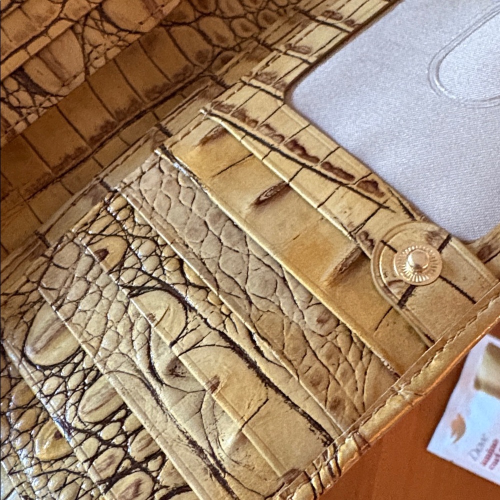 Brahmin ADY wallet chai Gold CROC Embossed leather Melbourne leather Wallet - Picture 17 of 17